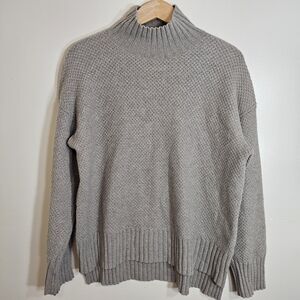 Everlane Recycled Cashmere Mock Neck Sweater Gray Women’s small
